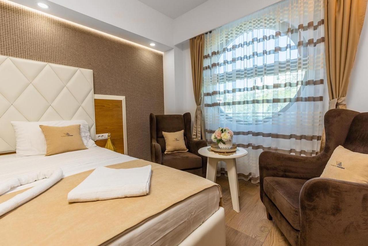 Vujanovic Apartments Sveti Stefan Exterior foto
